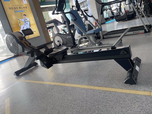 劃船機.jpg